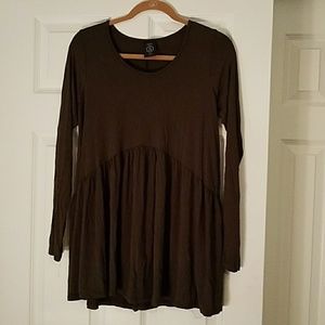 Long sleeve tunic A&D medium